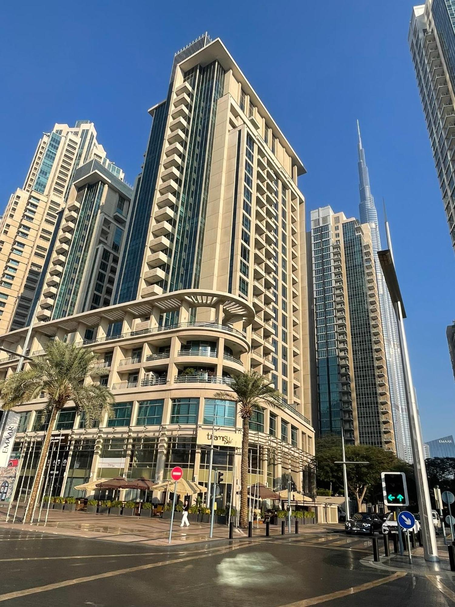 Boulevard 2 Br- Burj Khalifa-dubai Mall- Pool-gym Apartment